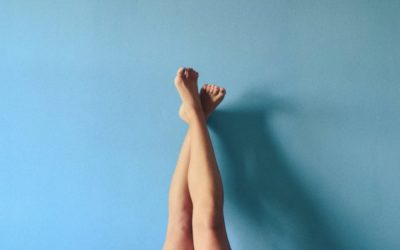 How to sell foot pictures?